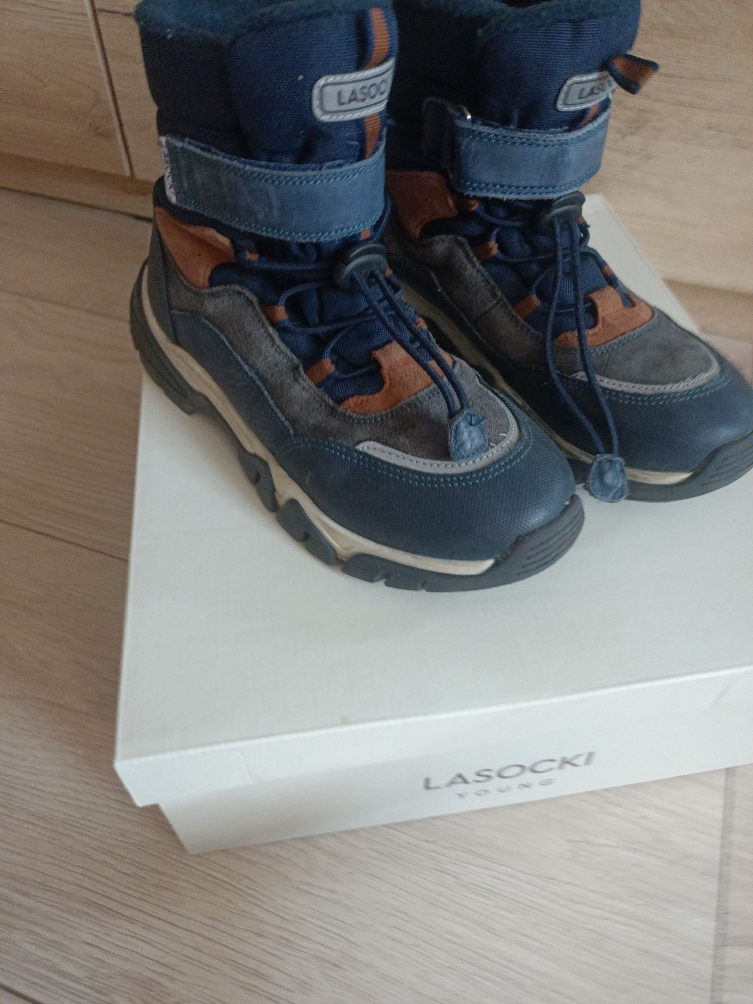 Buty zimowe śniegowce Lasocki CCC rozmiar 34