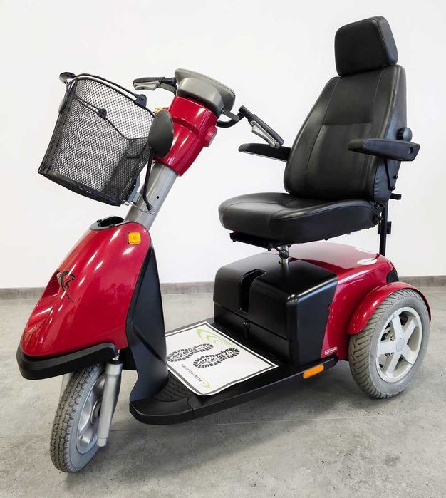 Skuter inwalidzki elektryczny na bardzo dużych kołach TERENOWY Trophy