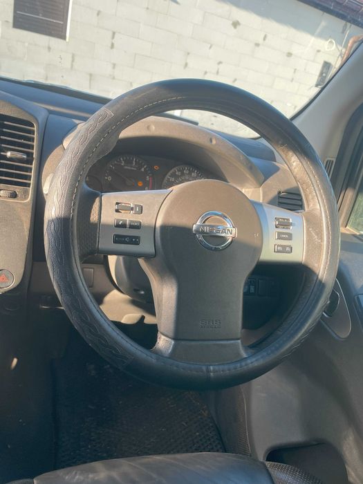 Nissan Navara 2012