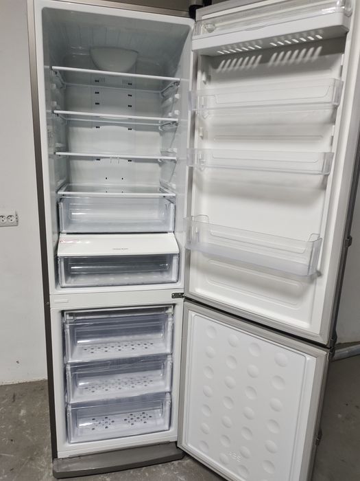 Холодильник Samsung 193  cm, з Європи, Nofrost