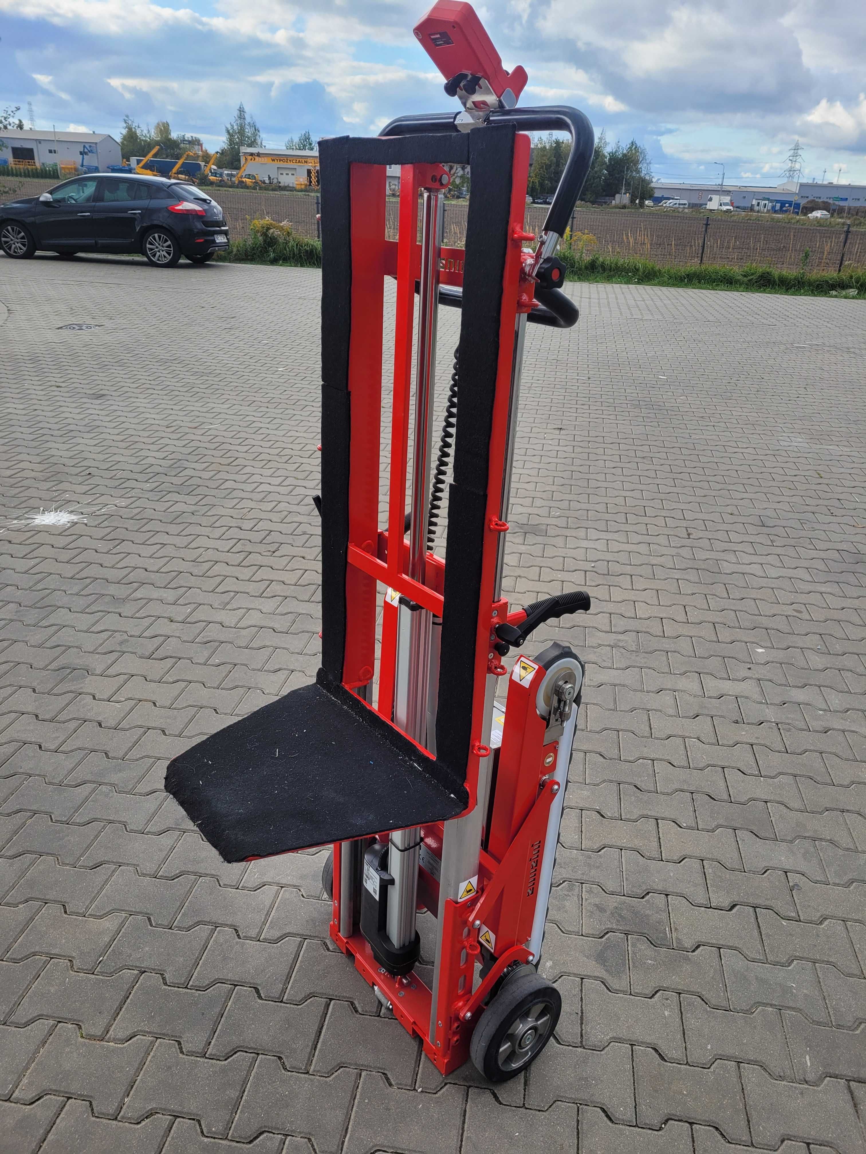 Schodołaz towarowy hybrydowy Zonzini Buddy z podnośnikiem 200kg nowy