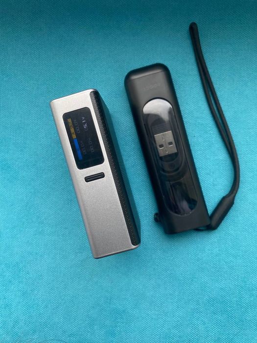 Павербанк 10000 мАч 22.5W Oled екран