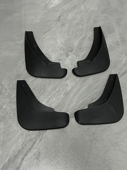 Бризковики MAZDA 3 BK (компллект бризговиків)