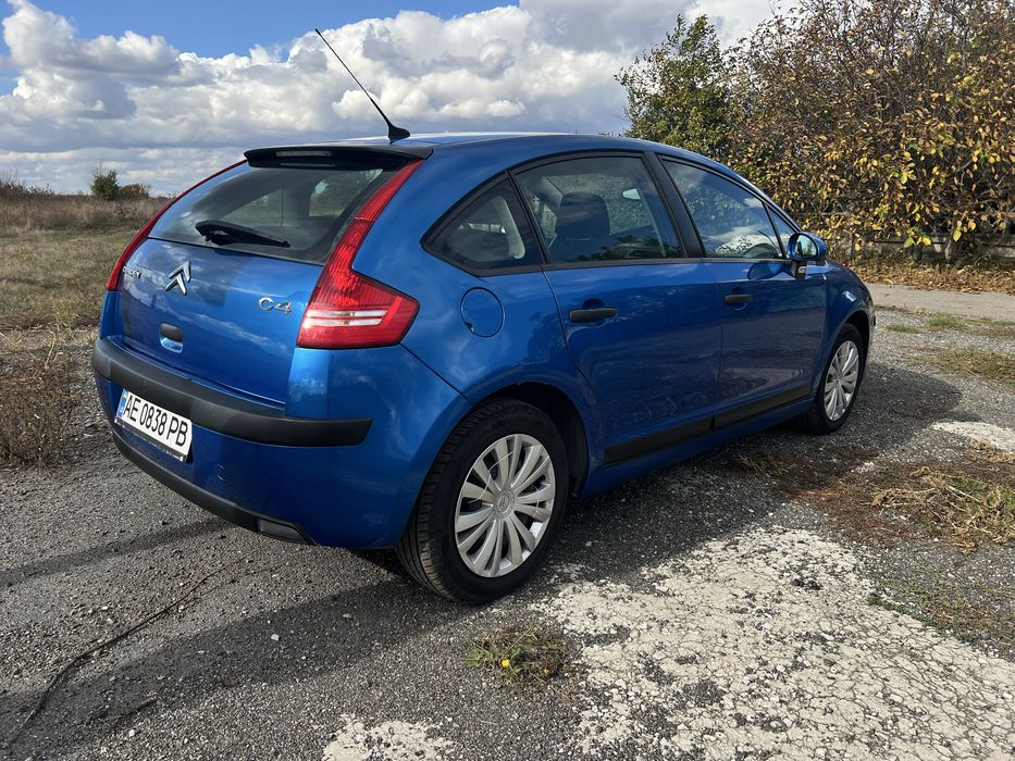 Авто Citroen C4 2008 рік бензин