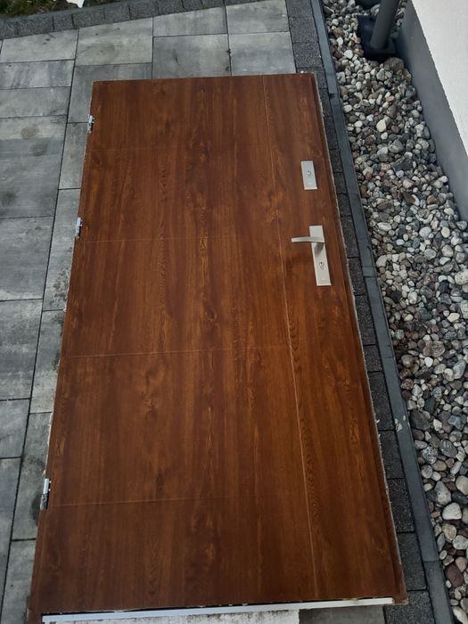 Drzwi zewnetrzne KMT