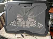 Urządzenie chłodzące pod laptop