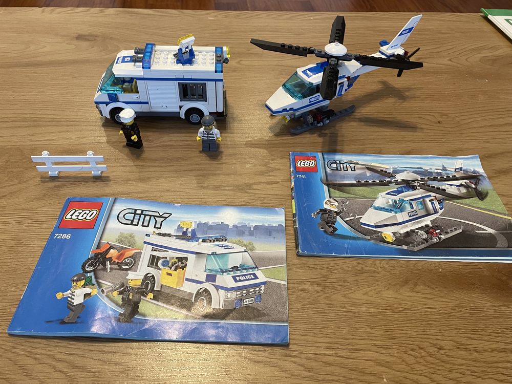 2 zestawy lego policja 7286 i 7741