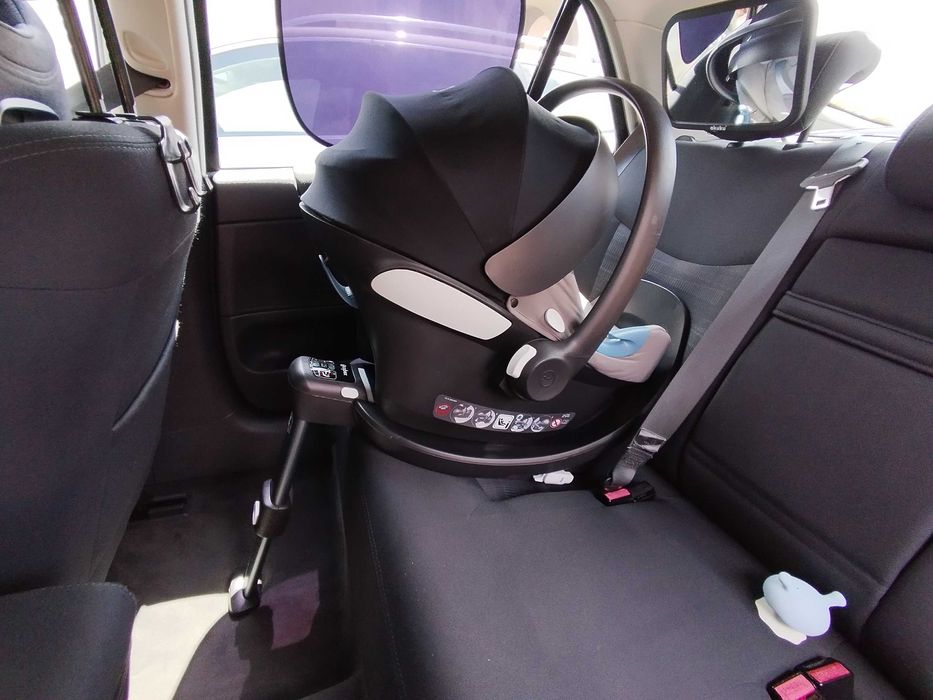 Fotelik Cybex Aton M 0-13 kg z bazą - Nosidełko