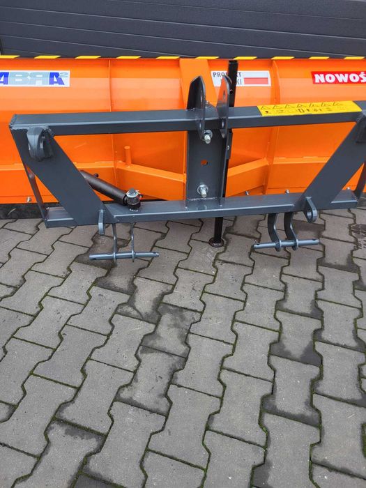 Pług do śniegu euroramka TUZ kat. 1 oraz 2 odśnieżarka spych ABRA2