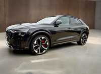 Audi RSQ8 wynajem aut wypożyczalnia aut premium VIP przewóz osób rs q8