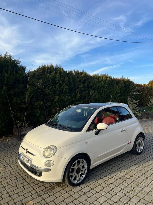 Fiat 500 69 KM • Benzyna • 2009 • Manual • 3 drzwi