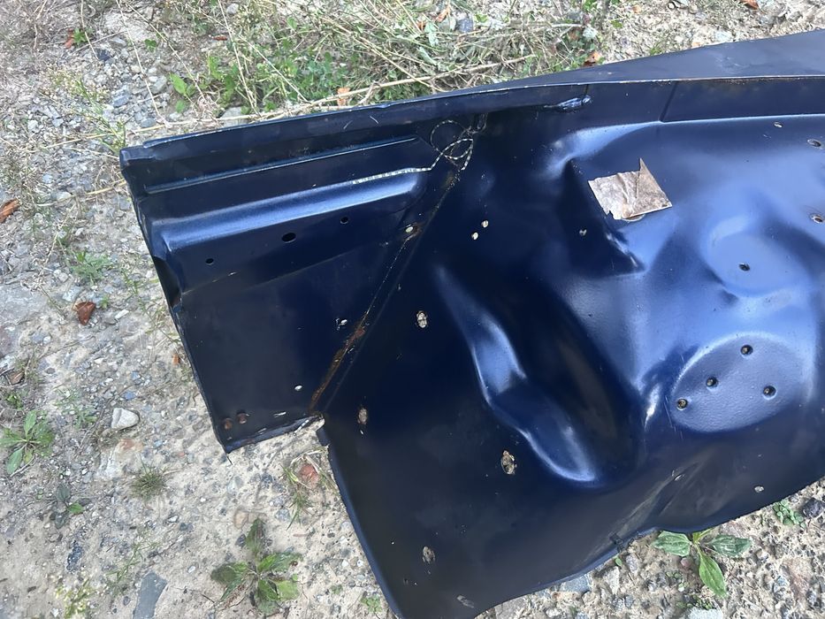 Blotnik przedni lewy do WRANGLERA TJ