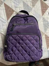 Mochila pequena com 3 bolsos