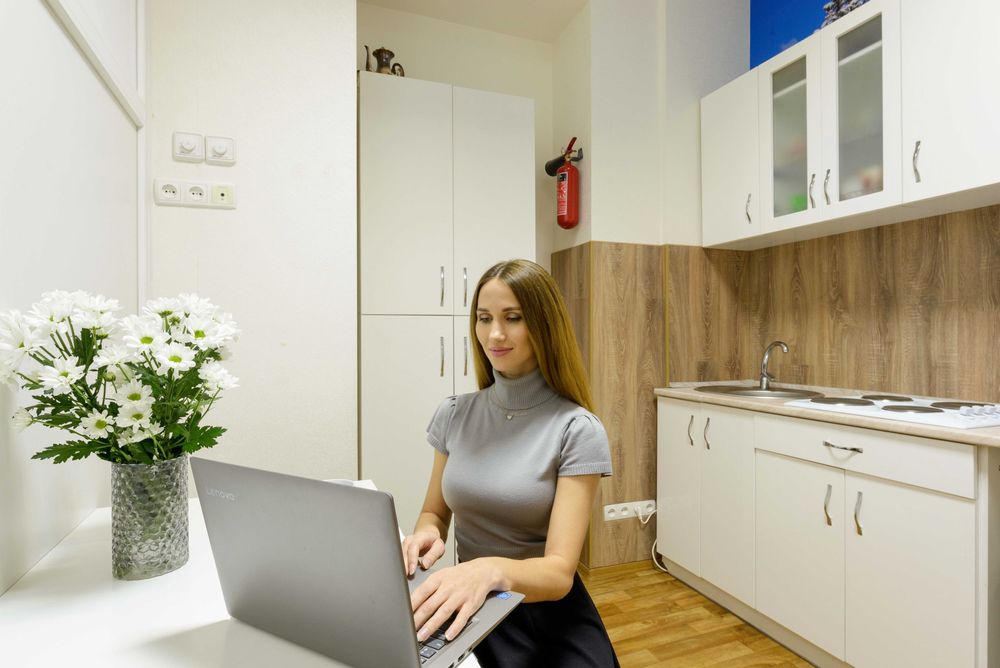 Киевская сеть общежитий 1500 грн. месяц 400 грн. неделя 100 грн. cутки-7-555.biz.ua