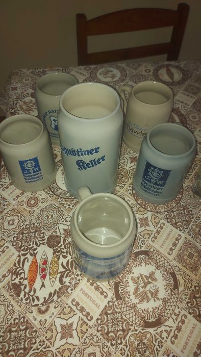 coleção de canecas e copos vindos directamente da Alemanha Munique
