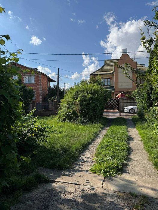 Будинок під реконструкцію Басівкутська    68000