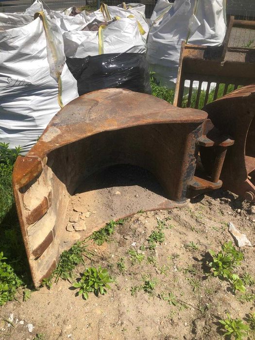 Łyżka kopiąca 80cm  rototilt  złącze s60