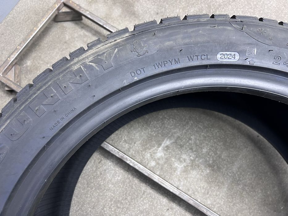 Нові 2024р шини 245 45 R19 Sunny NW211 зима зимові комплект