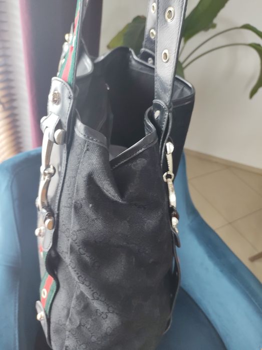 Torebka czarna Gucci nowa cena