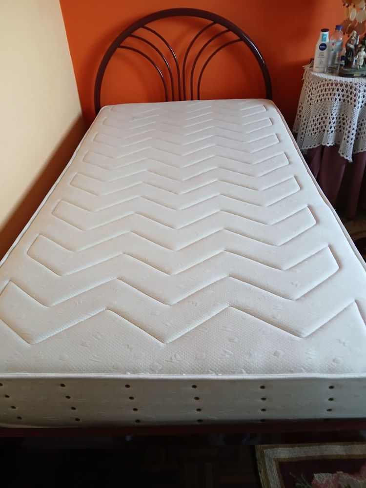 cama de solteiro