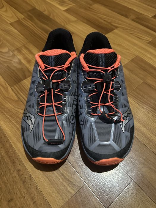 Кроссівки бігові Saucony  Koa ST