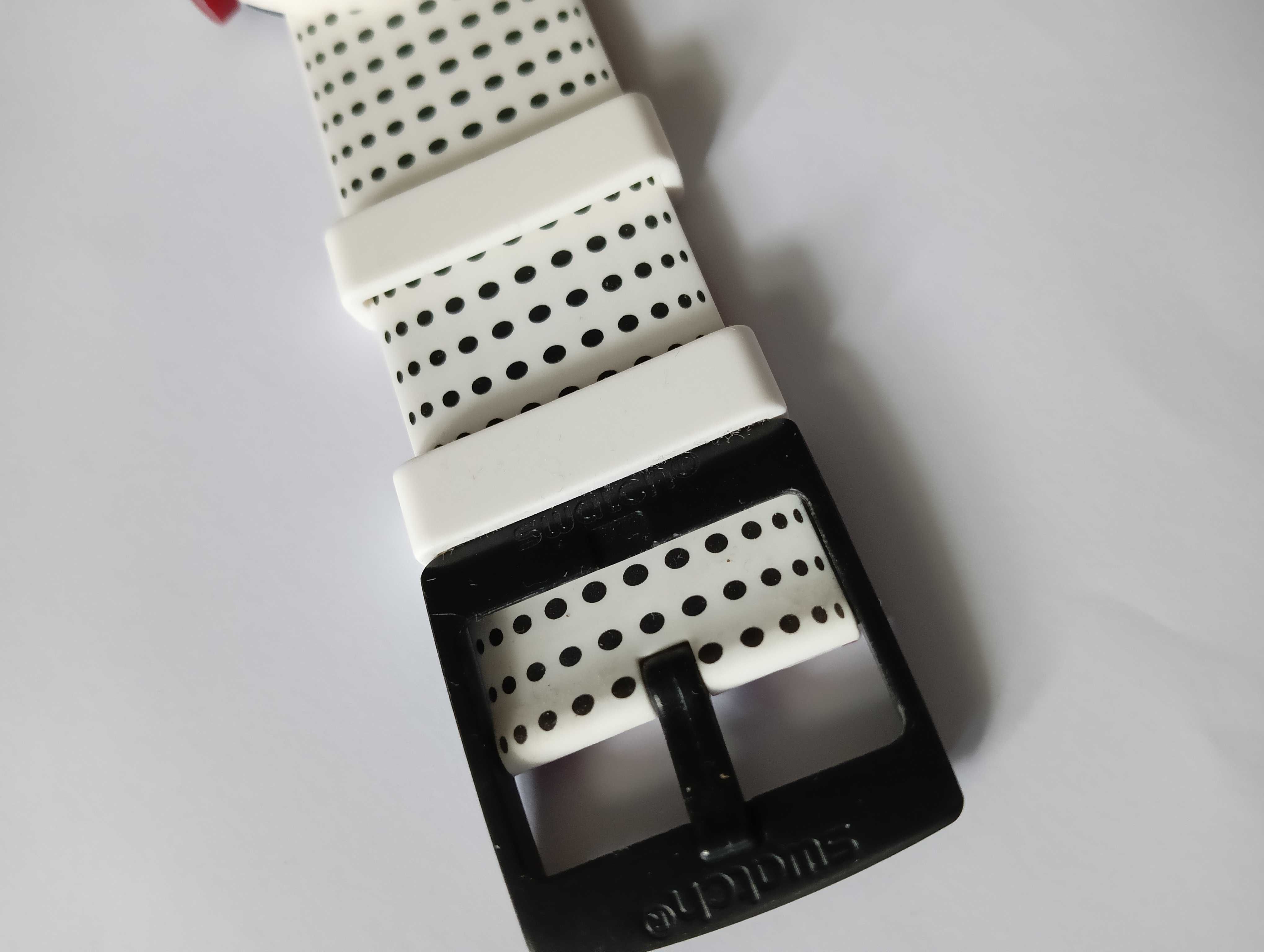 Swatch Dotypop PNW104