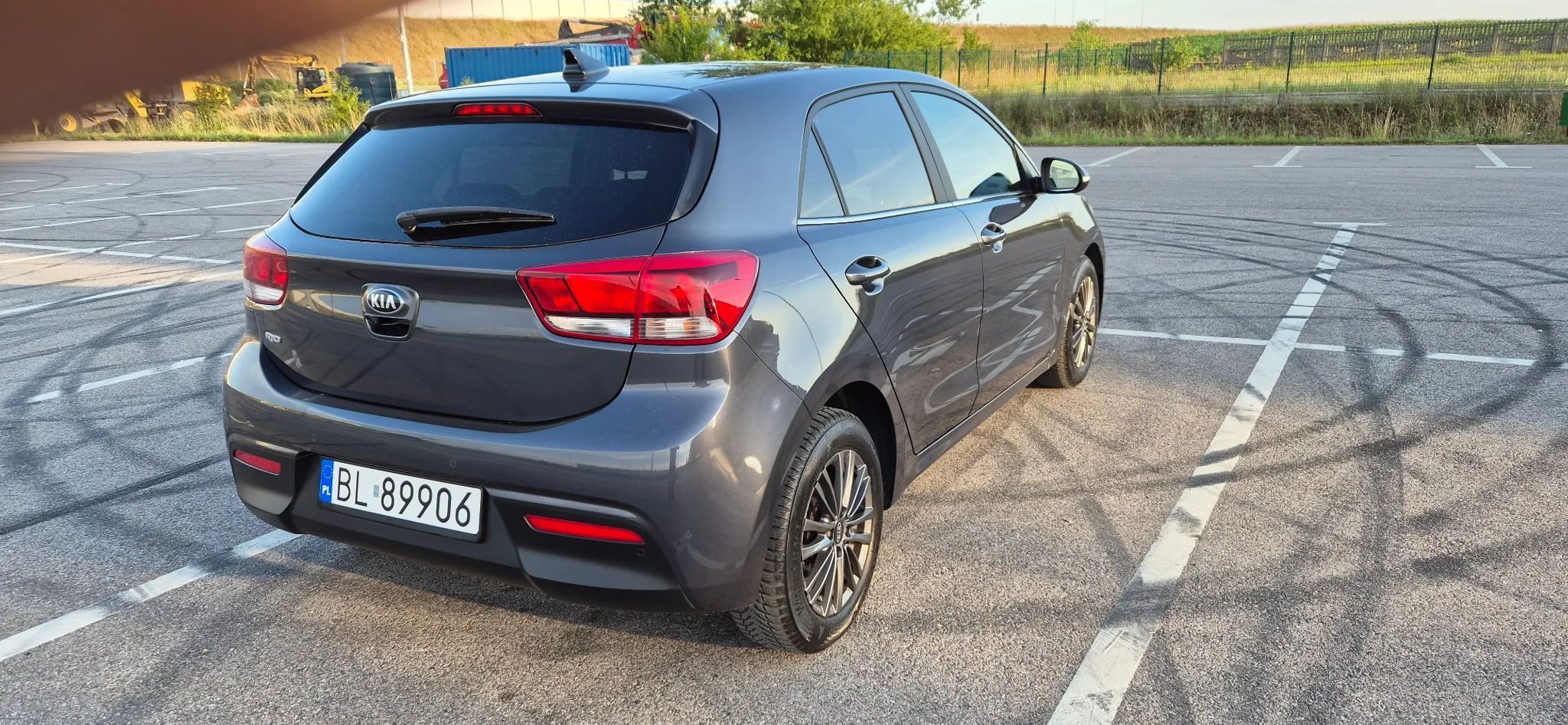 Kia Rio 1,4 automat 100KM KAMERA PARKI 39tyś przebieg