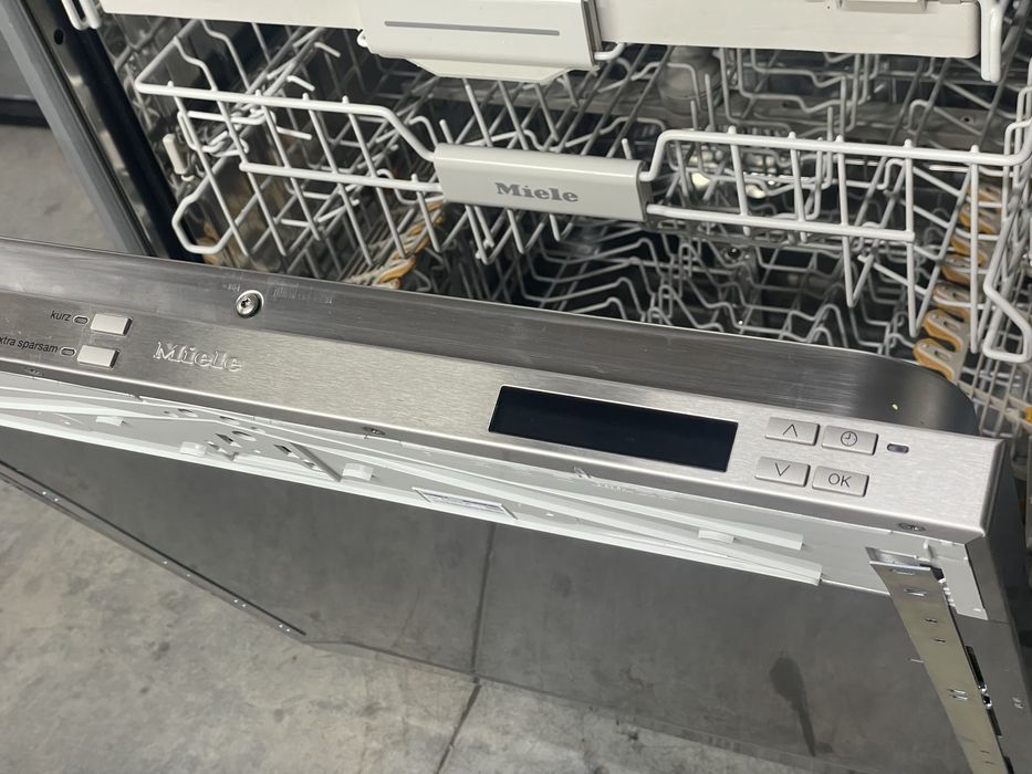 Вбудована посудомийна машина Miele G 6770 в Ідеалььному стані