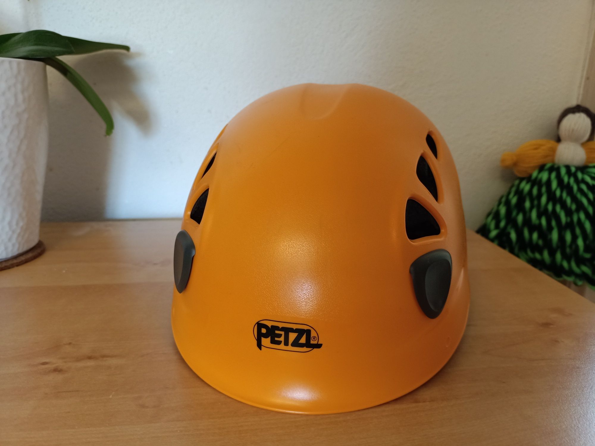Шолом шлем каска Petzl