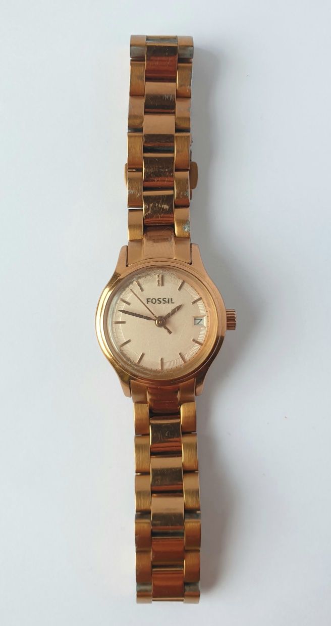 Zegarek damski Fossil złocony date-just