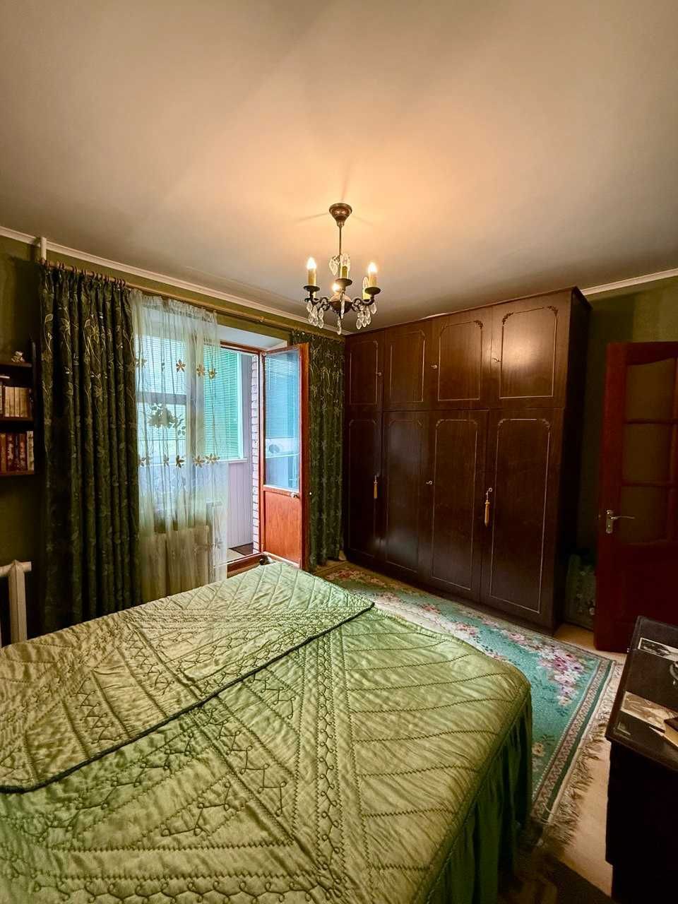 Продаж 3-к квартири на Садах 2! КОД:21503