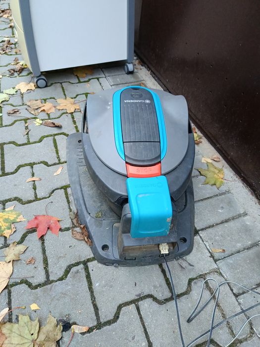 Robot koszący Gardena smart SILENO city, 2020 rok

Na sprze