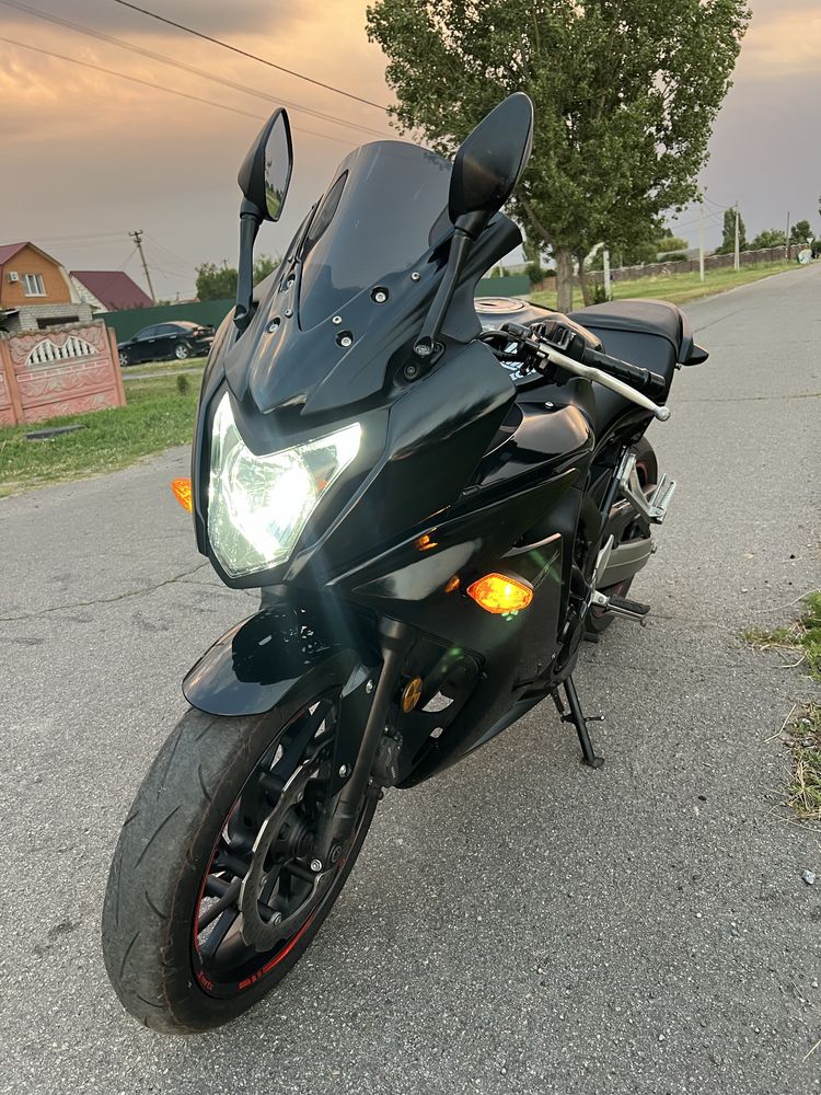 Продам Honda cbr 650 f