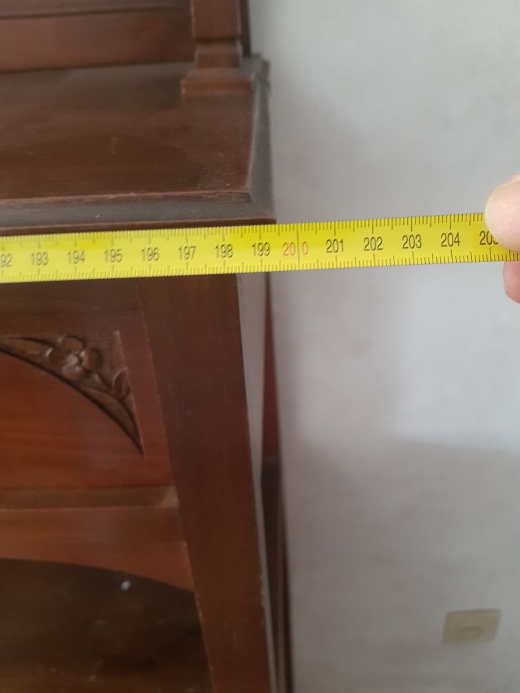 Móvel de entrada com sofa
