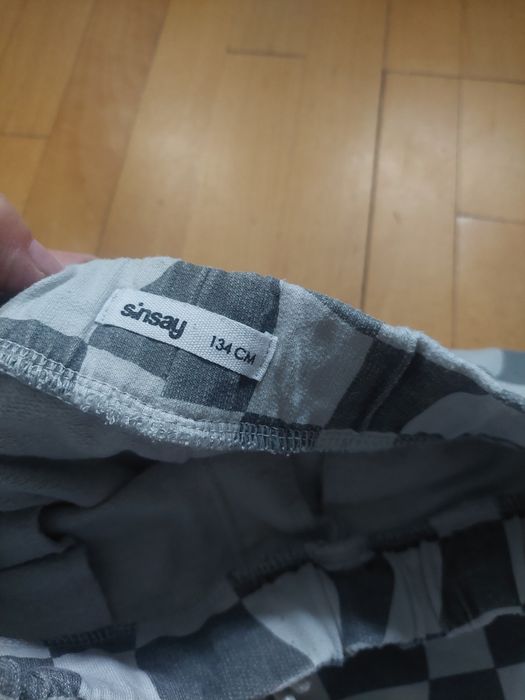 Komplet dresowy dres Sinsay 134