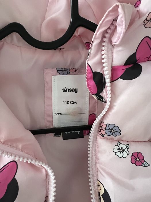 Дитяча жилетка на дівчинку