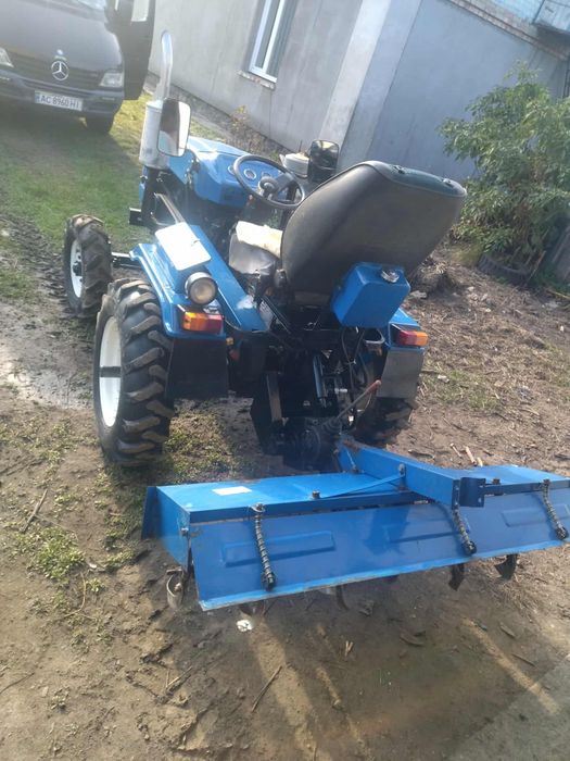 Трактор Lider LUX180D