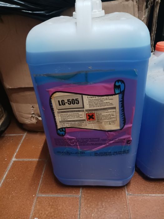 Desengordurantes multiusos bio