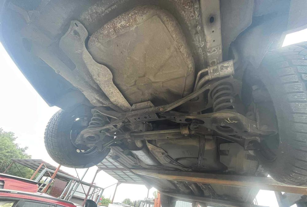 Zawieszenie belka tylna Volvo  V50