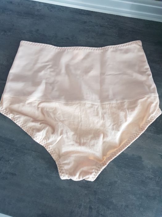 Коригуючі труси 52-54р Польша низ бавовна