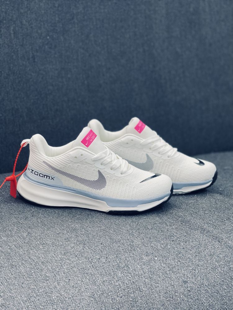 Кросівки Nike Air ZoomX wait білі