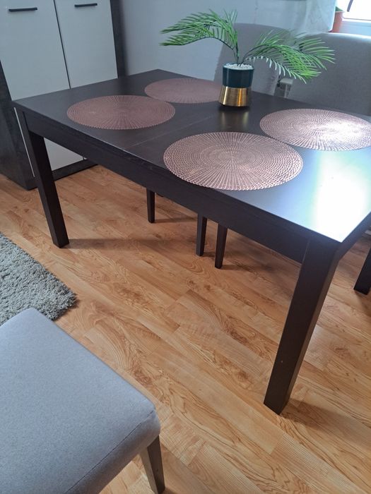 Stol do salonu rozkładany