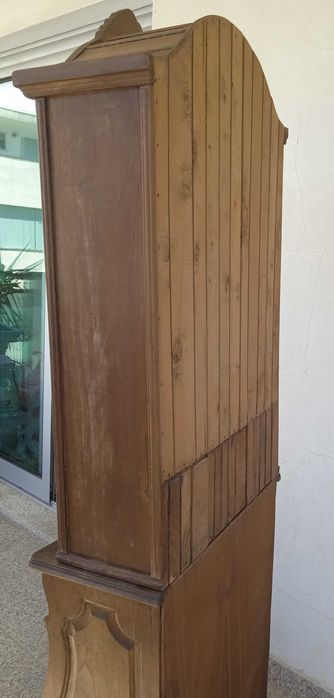 Oratório em castanho antigo feito à mão