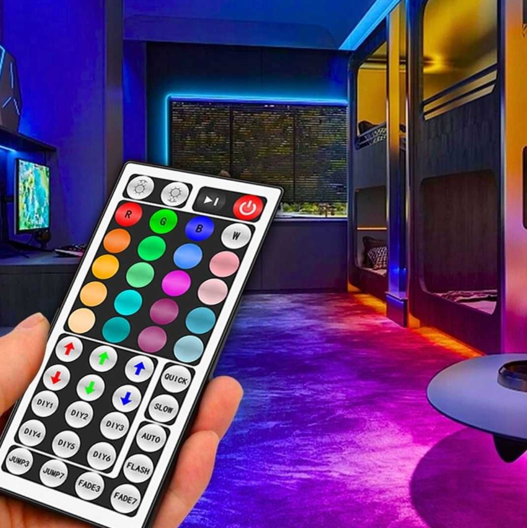 TAŚMA LED kolorowa samoprzylepna RGB BIAŁY ZIMNY 5 metrów z pilotem