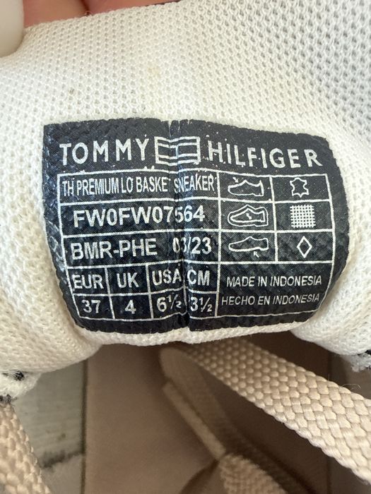 Продам красовки Tommy Hilfiger