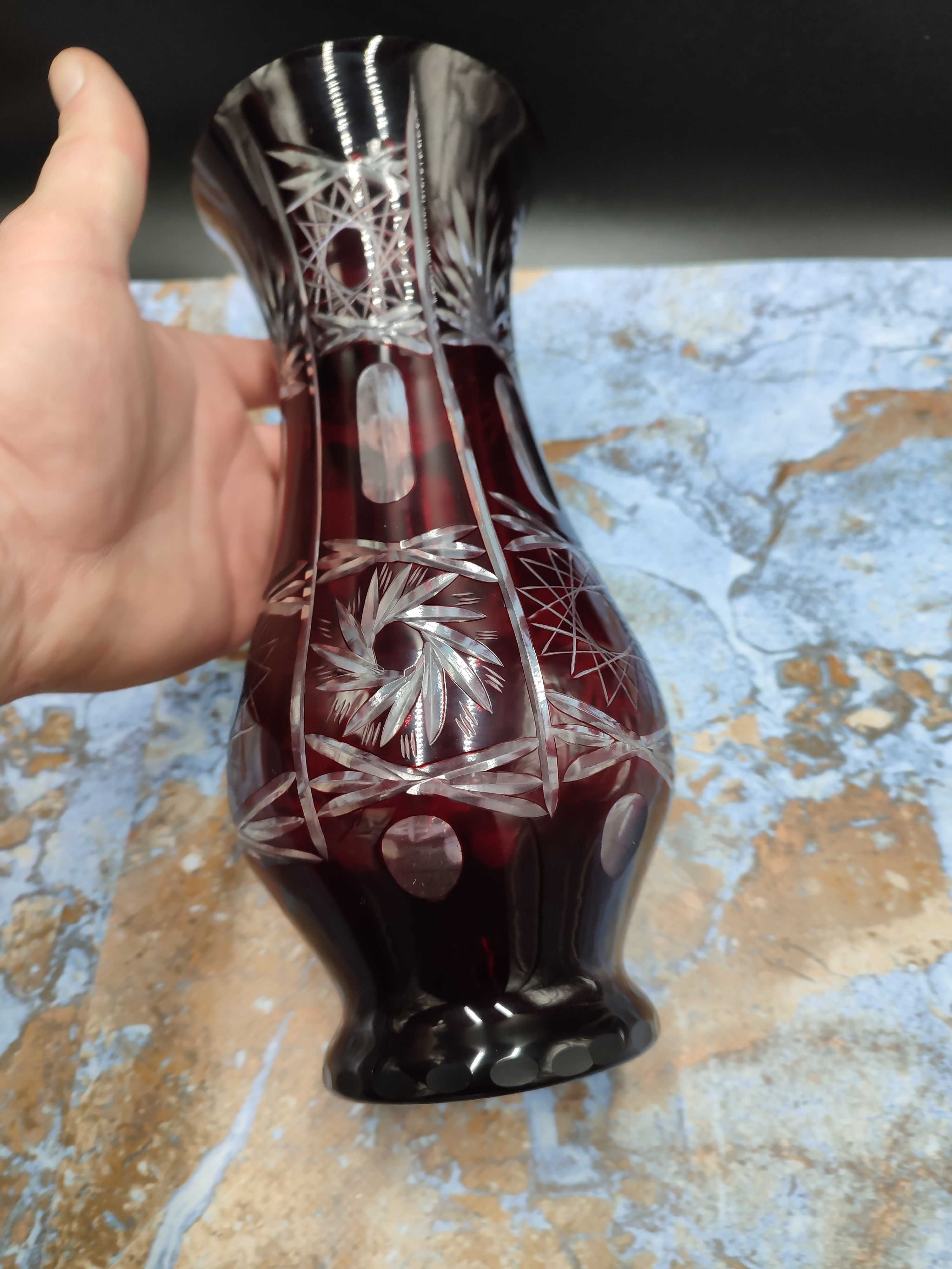 Kryształowy wazon Rubinowy - Vintage - design 2993