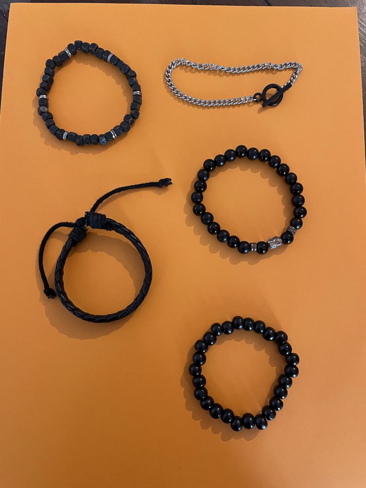 Pulseiras homem e mulher