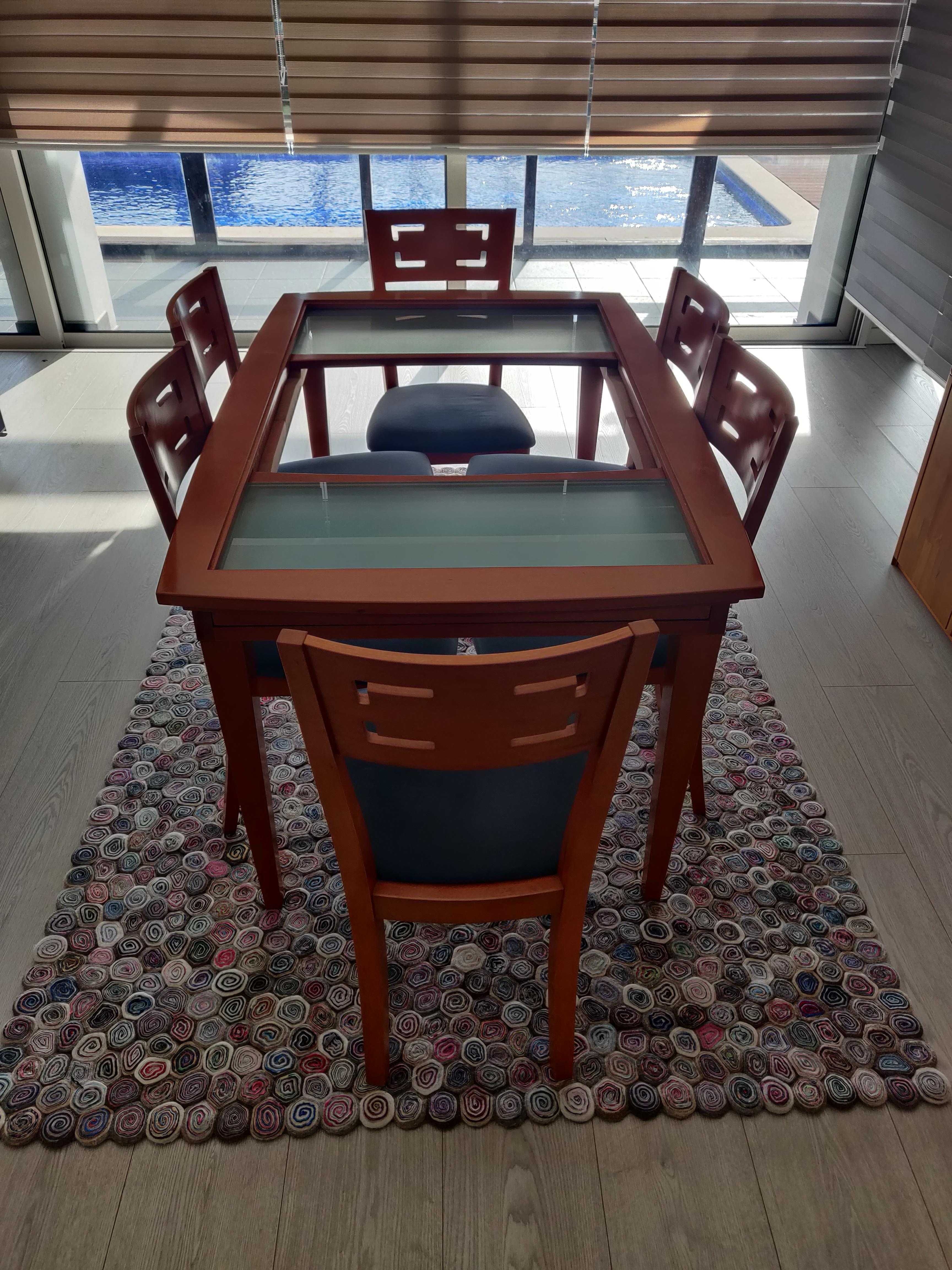 Mesa de Jantar 150cm (extensível a 235cm)