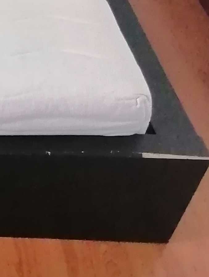 Cama MALM + estrado + colchão