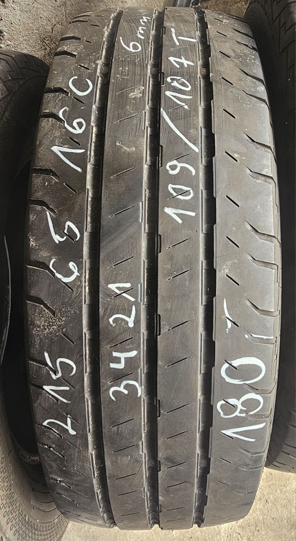 215/65R16C Continental Conti Van Contact 100 Lato
